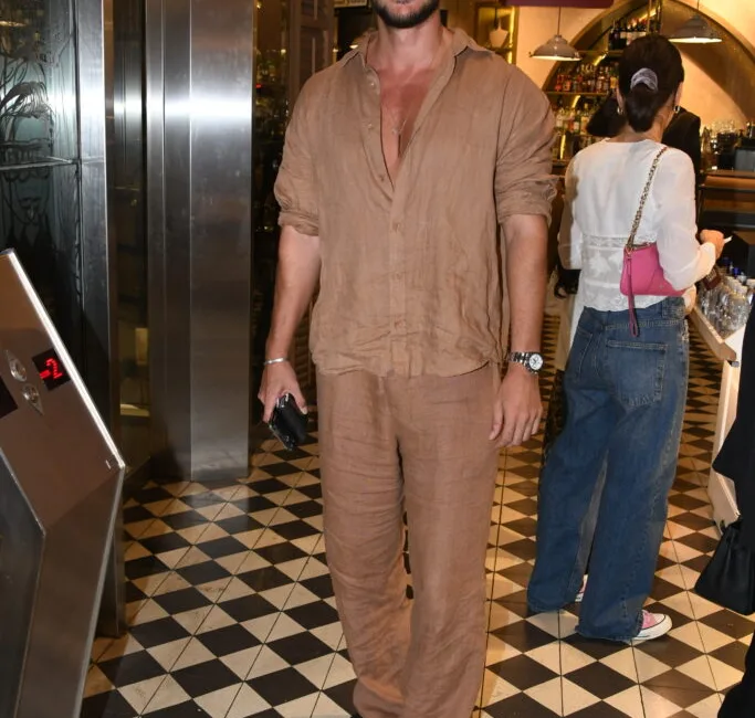 Anıl Altan, bekârlık konusunda açıklama yaptı! Anıl Altan Yeni Projelerini Anlattı Ünlü oyuncu Pelin Akil ile