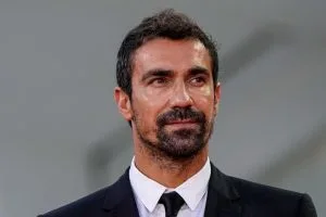 Disney Plus dijital platformunda yayınlanacak olan Ayna Dizisi Oyuncuları netleşti.