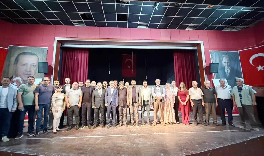 Sorgun Belediyesi’nin destekleriyle sahnelenen “Bayram Sabahı” adlı tiyatro oyunu, birlik