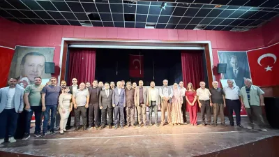 Sorgun Belediyesi’nin destekleriyle sahnelenen “Bayram Sabahı” adlı tiyatro oyunu, birlik