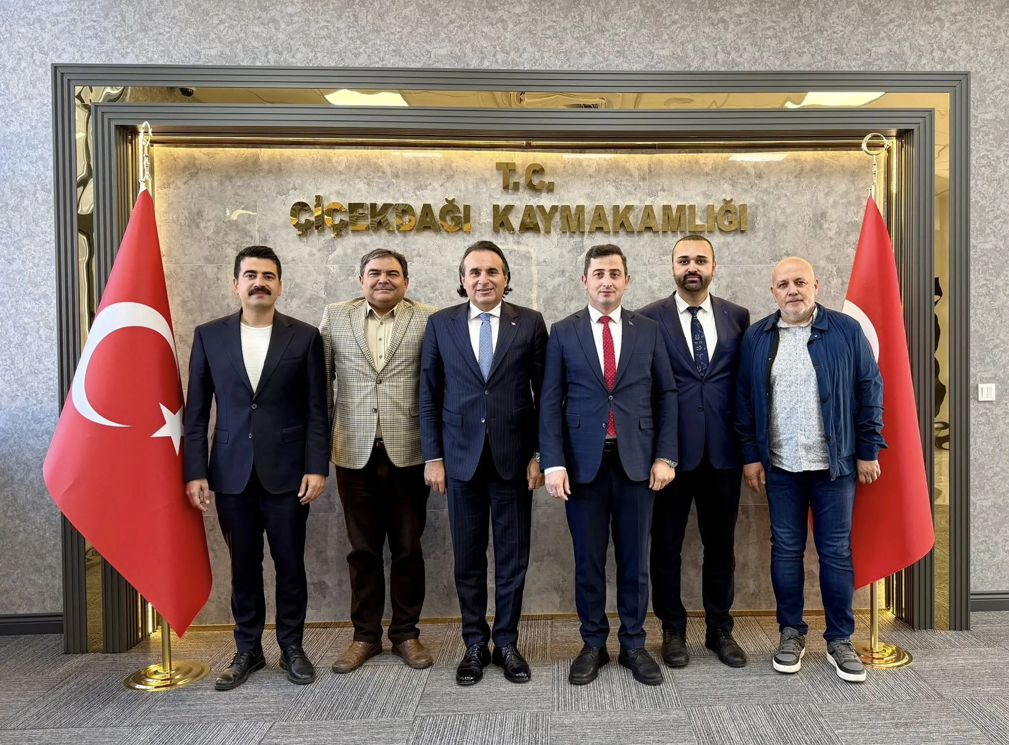 Kırşehir Vali Yardımcısı Alper Balcı, Niğde Bor Kaymakamı Gökhan Görgülüarslan,