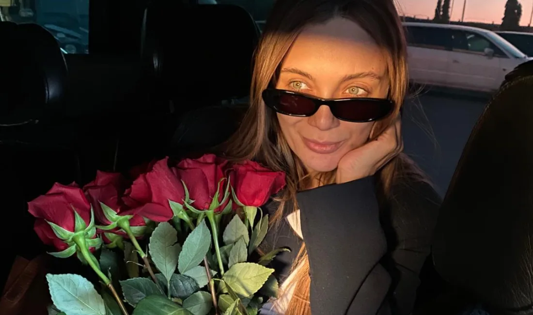 Ünlü Oyuncu Damla Sönmez’e Özel Plaket Takdim Edildi Türkiye–Kırgızistan Türk