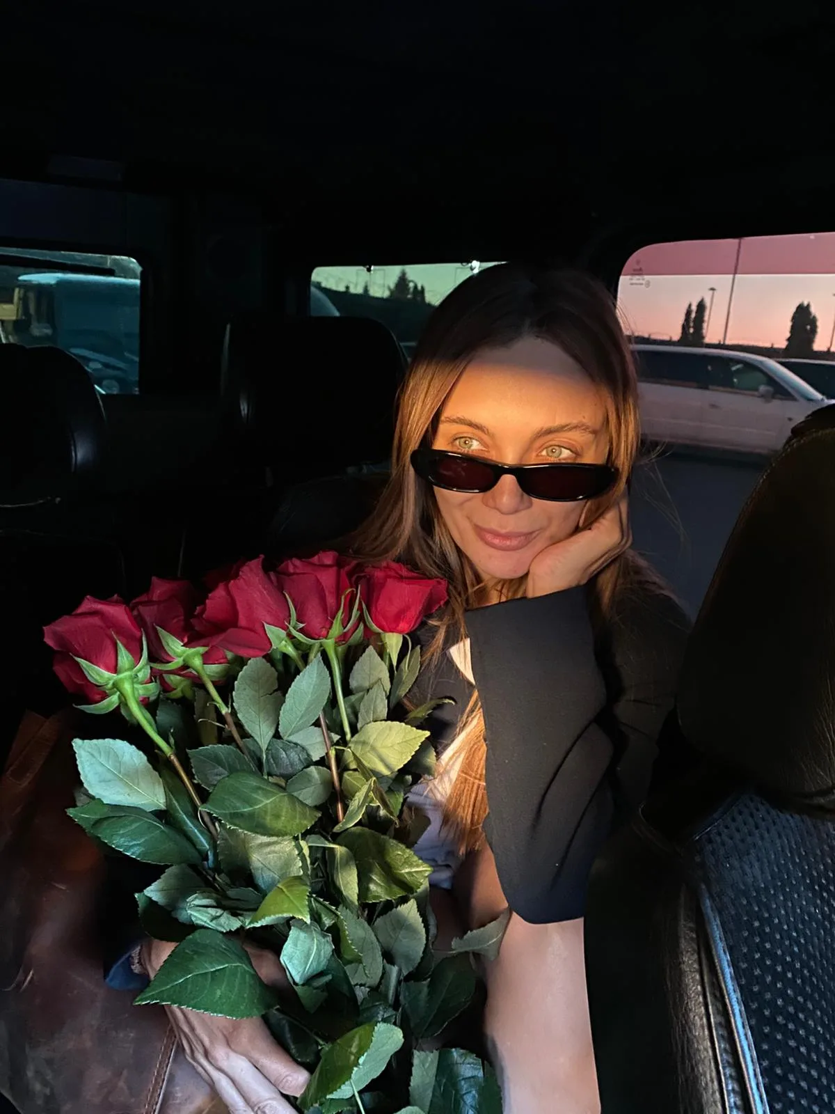 Ünlü Oyuncu Damla Sönmez’e Özel Plaket Takdim Edildi Türkiye–Kırgızistan Türk