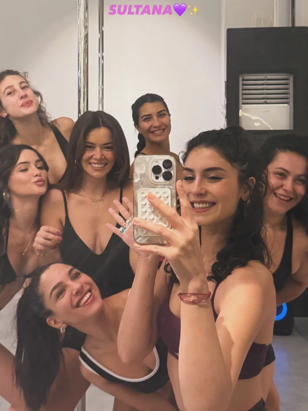 Derya Pınar Ak’ın Başrolünde Yer Aldığı Sultana Filmi Ekim Ayında