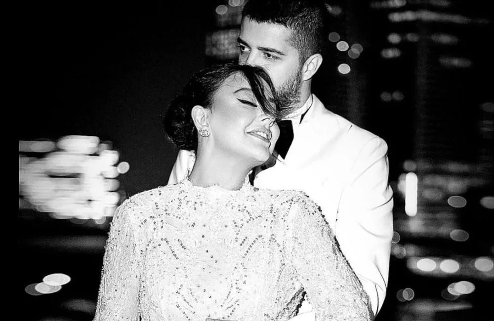 Ebru Gündeş Boşanma Kararını Açıkladı Ünlü şarkıcı Ebru Gündeş, evliliklerinde