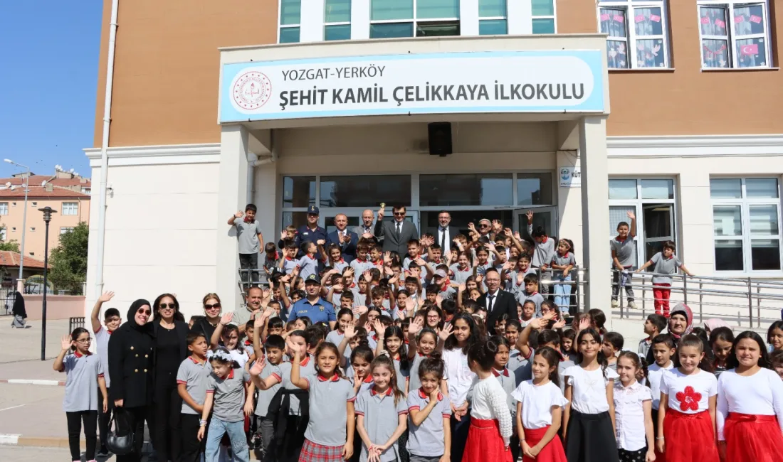 Yerköy İlçe Kaymakamı Mehmet Halis Aydın, Şehit Kamil Çelikkaya İlkokulu’nda