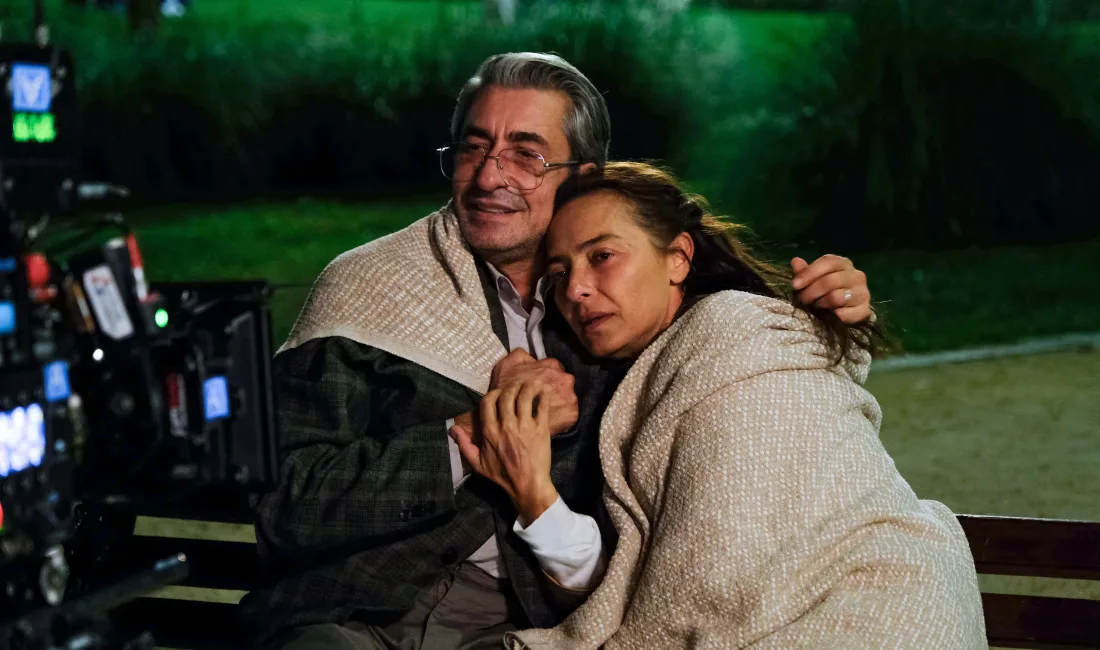 Erkan Petekkaya ve Ayça Bingöl buluştu: “Al Beni Baba” filminden ilk kare! Çorum’da Çekilen “Al Beni Baba” Filminde Ayça Ayşin Turan Başrolde