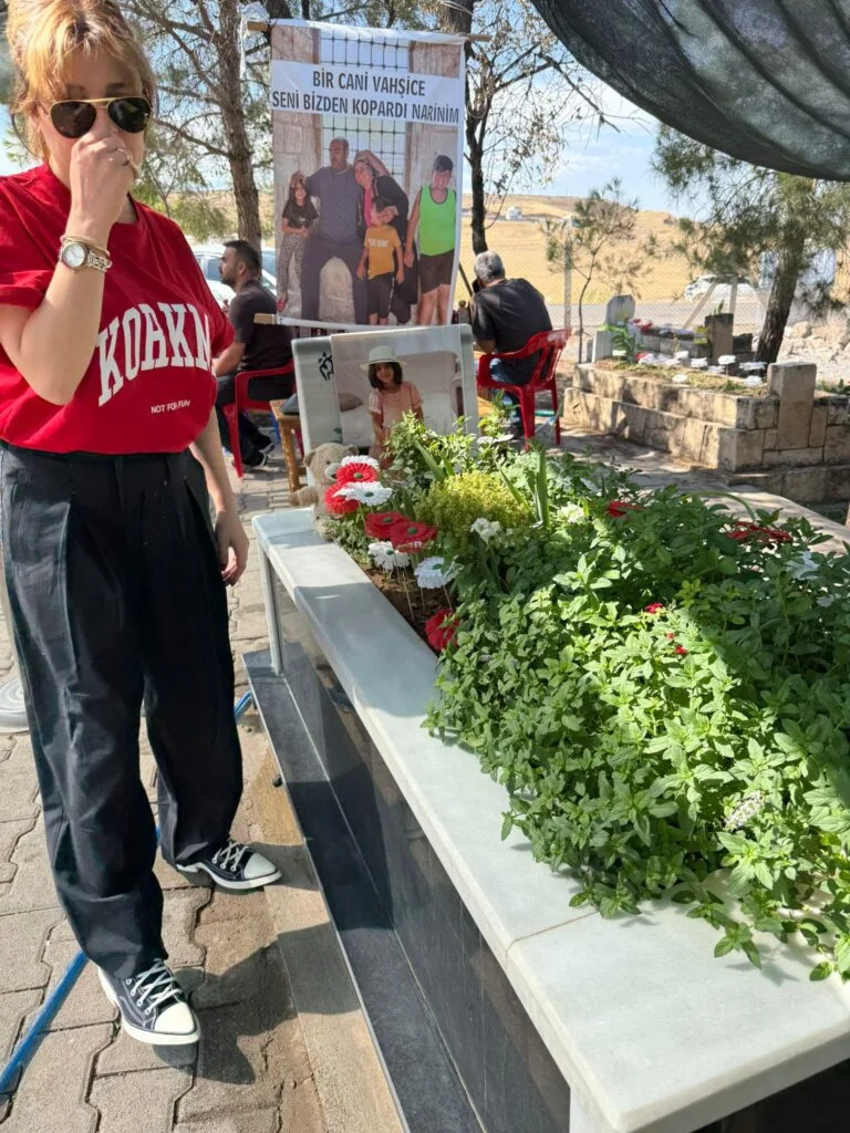 Gonca Vuslateri, Doğu Anadolu Bölgesi’nde Narin Güran’ın Mezarını Ziyaret Etti