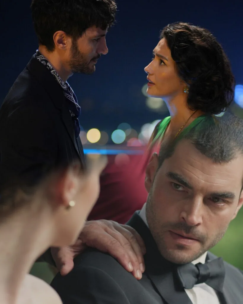 Veliaht Dizisinin Yeni Bölümü Reyting Rekoru Kırdı Dün akşam ekrana