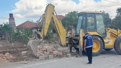 Sorgun Belediyesi, şehir genelinde tespit edilen kaçak ve imara aykırı