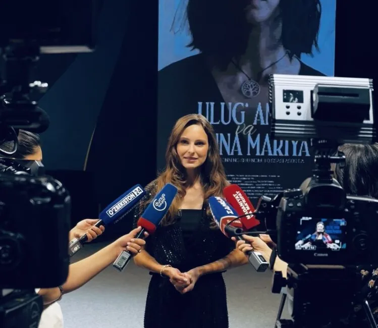 Jessica May, Özbekistan’da büyük bir çıkarma gerçekleştirdi. Jessica May, “Ulug Amir ve Donna Maria” Filminde İzleyicilerden Büyük