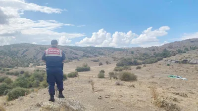 Kadışehri ve Çekerek ilçeleri arasındaki bölgede jandarma ekipleri, orman ve