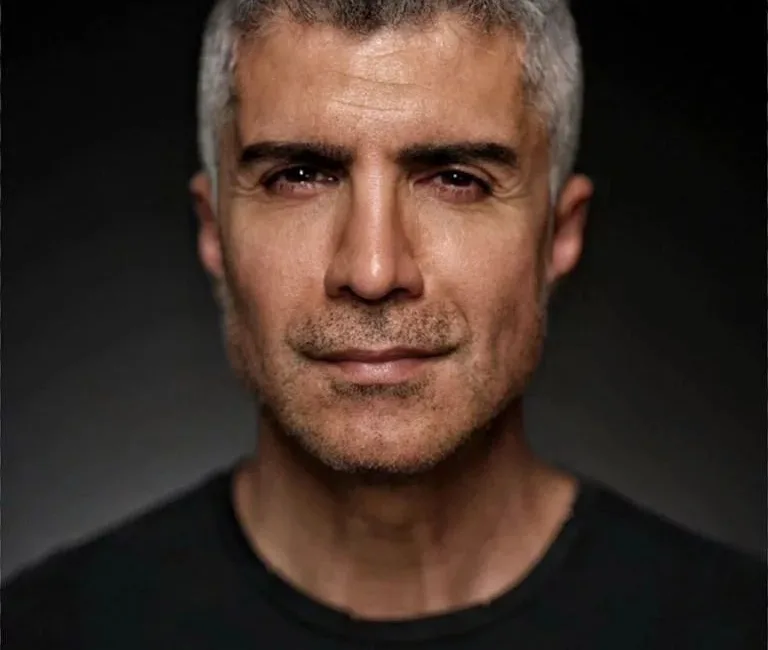 Özcan Deniz, Tesserakt Dizisinde Devlet Başkanı Olarak Karşımıza Çıkacak Ünlü