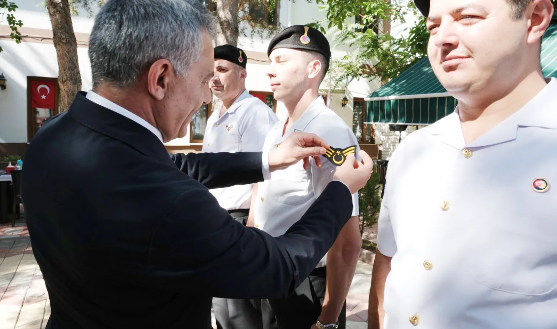 Yozgat Valisi Mehmet Ali Özkan, rütbe terfi töreninde jandarma personelini