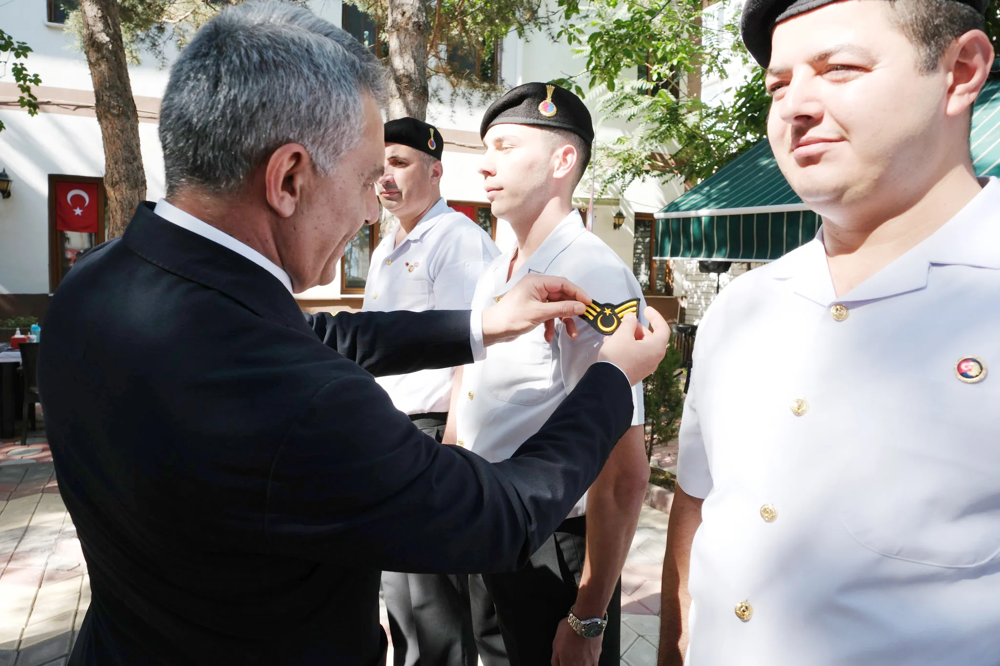 Yozgat Valisi Mehmet Ali Özkan, rütbe terfi töreninde jandarma personelini