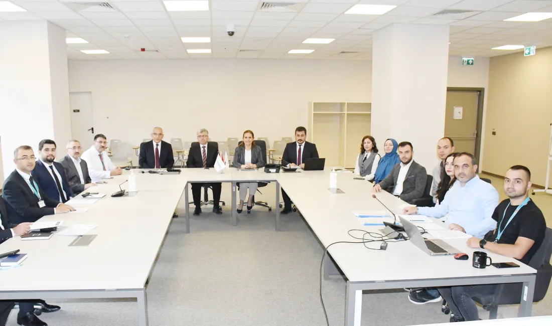 Kamu Hastaneleri Genel Müdür Yardımcısı Doç. Dr. Bahar Aydınlı ve