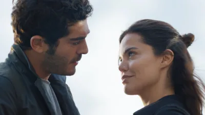 Hilal Altınbilek ve Burak Deniz’in Başrolünde Olduğu Yeni Dizi 12