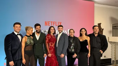 Serkan Çayoğlu, Hamburg’da Netflix Dizisi Galasına Katıldı TRT 1’in sevilen