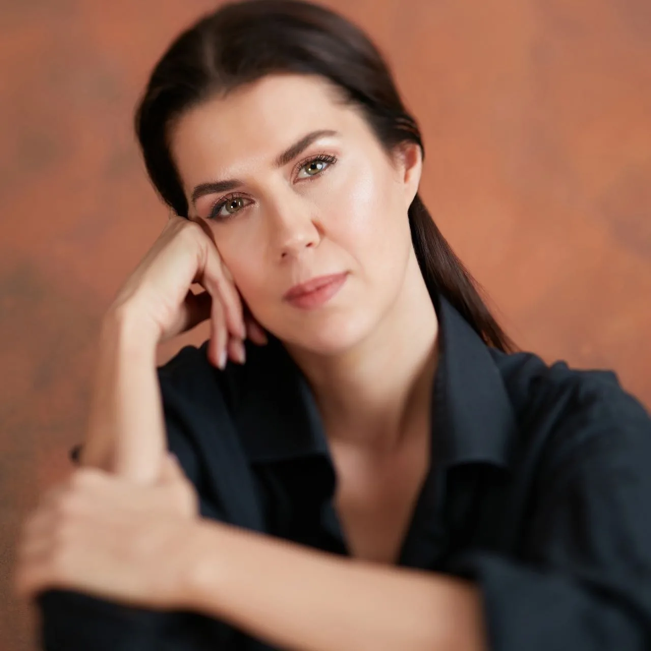 Aslı Enver, yeni dizi projesi “Ayna” ile ekranlara dönüyor. Başarılı