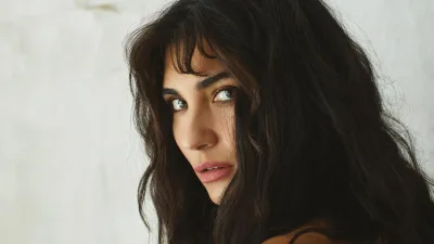 Türk oyuncu Tuba Büyüküstün, 21 Ekim’de Prime Video platformunda yayınlanacak