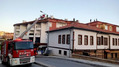 Yozgat’ta biri mutfaktaki bulaşık makinesinden kaynaklandığı iddia edilen yangın olmak
