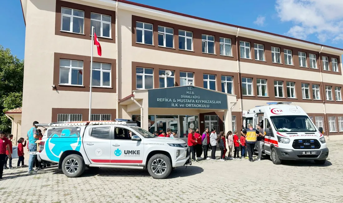 Dünya İlk Yardım Günü kapsamında Yozgat İl Sağlık Müdürlüğü ekipleri,