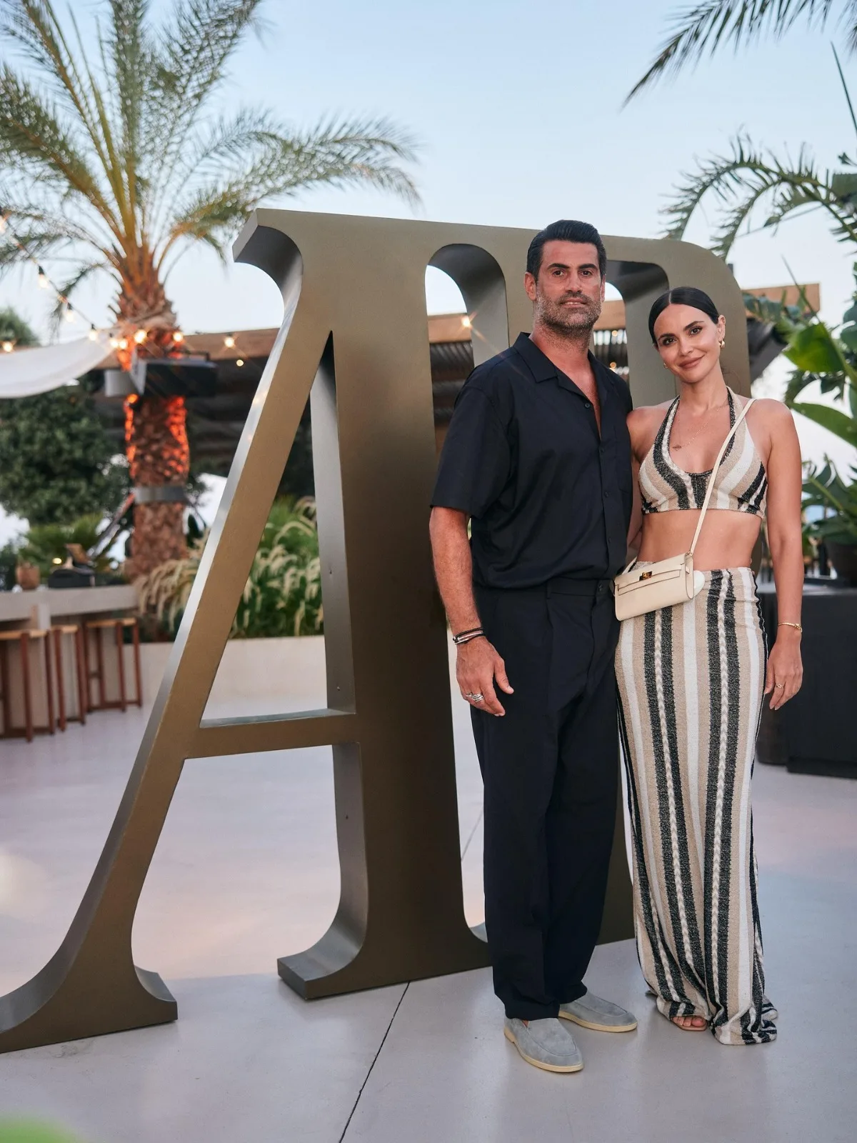 Zeynep Sever ve Volkan Demirel’in 15. Evlilik Yıldönümü Kutlaması Eski