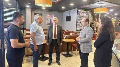 Yozgat İl Sağlık Müdürlüğü öncülüğünde esnaflar ziyaret edilerek tütün kullanımının