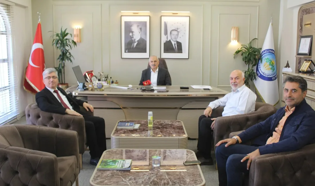 Boğazlıyan Belediye Başkanı Gökhan Coşar, Yozgat İl Sağlık Müdürü Mehmet