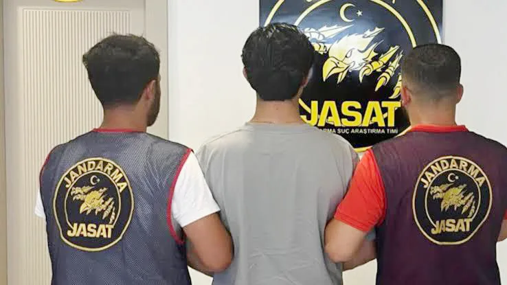 “Hırsızlık” suçundan hükümlü olan iki şahıs, Yozgat Açık Cezaevi’nden firar