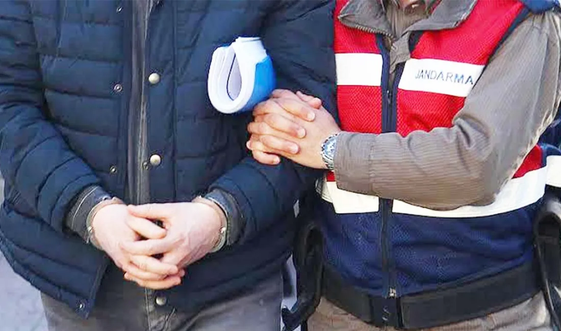 Yozgat İl Jandarma Komutanlığı tarafından düzenlenen operasyonda, haklarında kesinleşmiş hapis