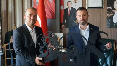 AK Parti Yozgat Milletvekili Süleyman Şahan, Yenipazar’da belediye başkanları ve