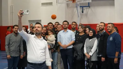 AK Parti Yozgat Milletvekili Süleyman Şahan, gençlerle bir araya gelerek