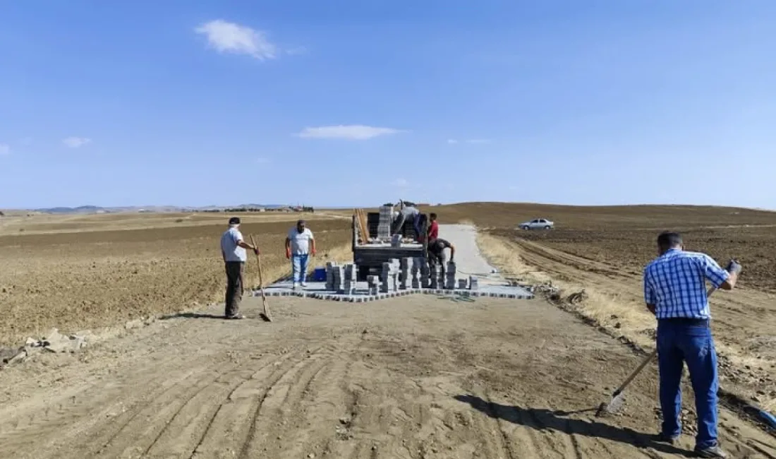 Yeniyer Belediye Başkanı Hacıbekir Bölükbaşı, Ahmetfakılı ve Karakız mahalleleri arasındaki