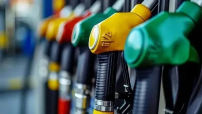 Brent petrol fiyatlarının gerilemesiyle birlikte, Türkiye'de benzin ve motorin fiyatlarına