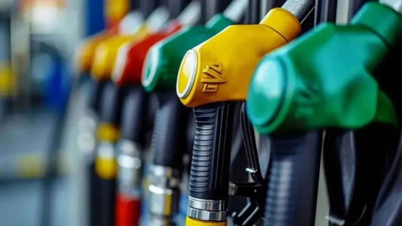 Brent petrol fiyatlarının gerilemesiyle birlikte, Türkiye'de benzin ve motorin fiyatlarına