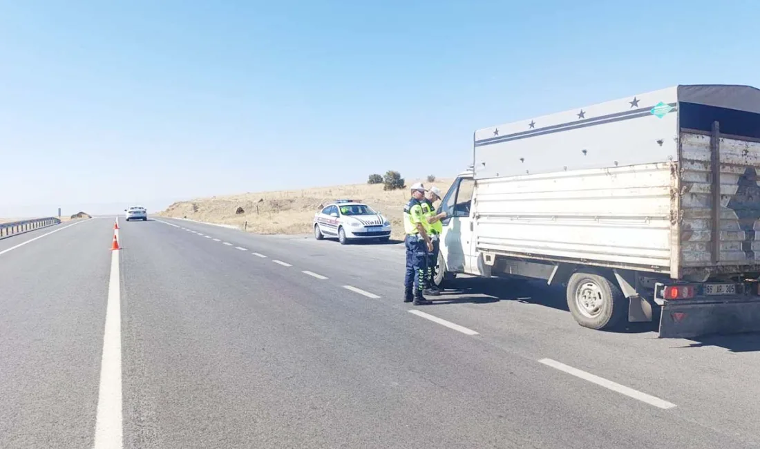 Yozgat İl Jandarma Komutanlığı, trafik güvenliğini artırmak ve olası kazaları