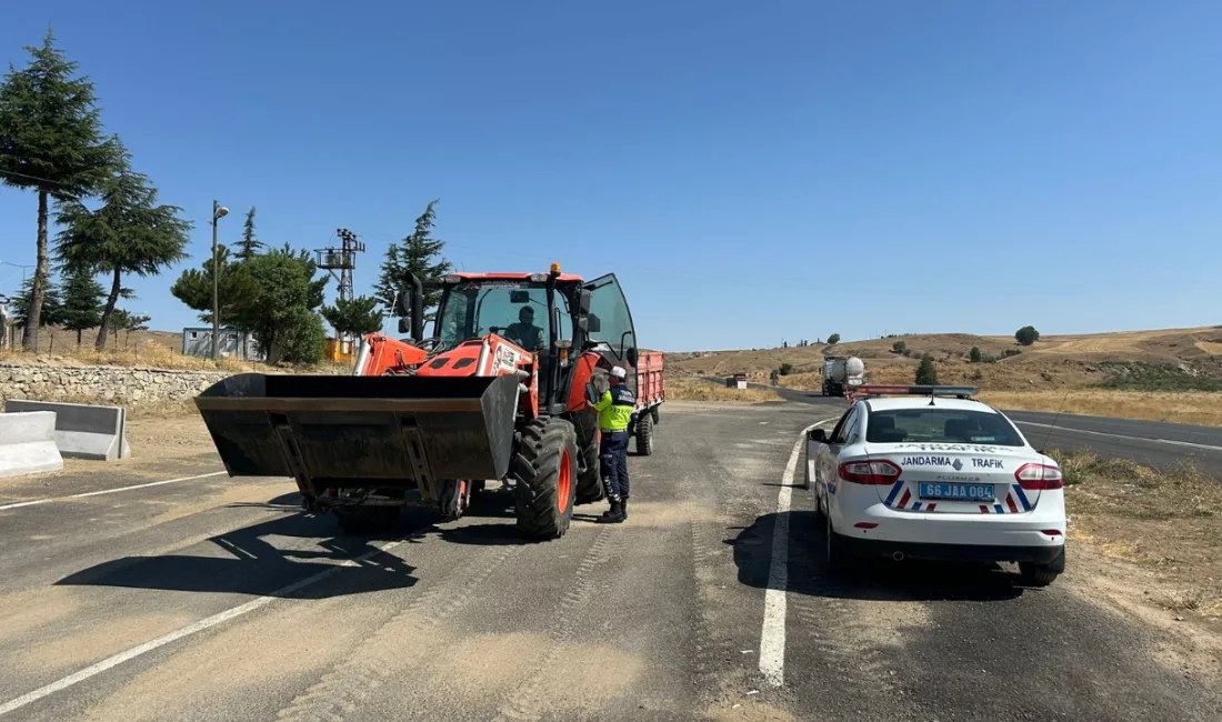 Yozgat’ın Şefaatli ilçesinde, İlçe Emniyet Müdürlüğü ve İlçe Jandarma Komutanlığı