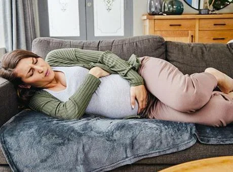 Son yıllarda Türkiye’de kadınların eğitim düzeyinin artması, kariyer hedefleri ve