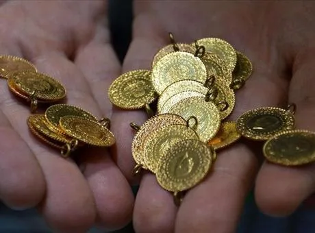 Altının ons fiyatı, jeopolitik gelişmeler ve ABD'deki bütçe krizinin etkisiyle