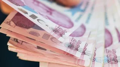 Milyonlarca çalışanın gözü, emeklilik yaşının düşürülüp düşürülmeyeceği konusuna çevrildi. Kademeli