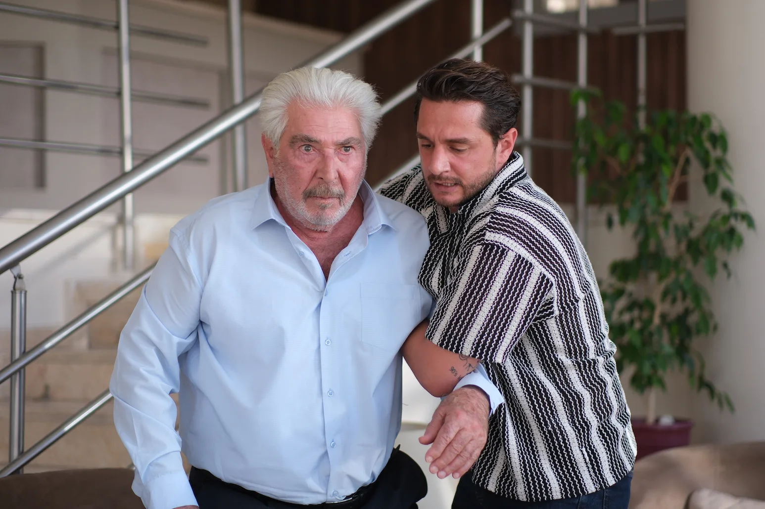 Erdal Özyağcılar, “Gönül Dağı” Dizisinden Ayrılıyor Geçen şubat ayında çekimleri