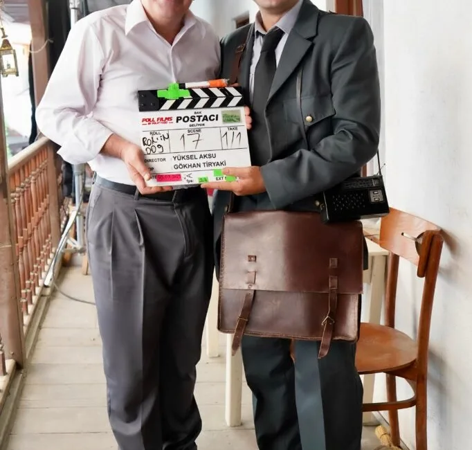 “Bak Postacı Geliyor” Filminde Fikret Kuşkan ve Ozan Akbaba Başrolde