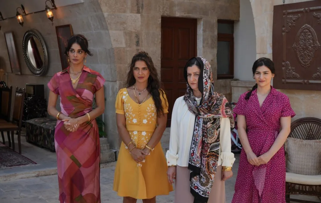 Halef Köklerin Çağrısı Dizisi Reytinglerde Zirvede! Urfa’da çekilen NOW’ın dizisi