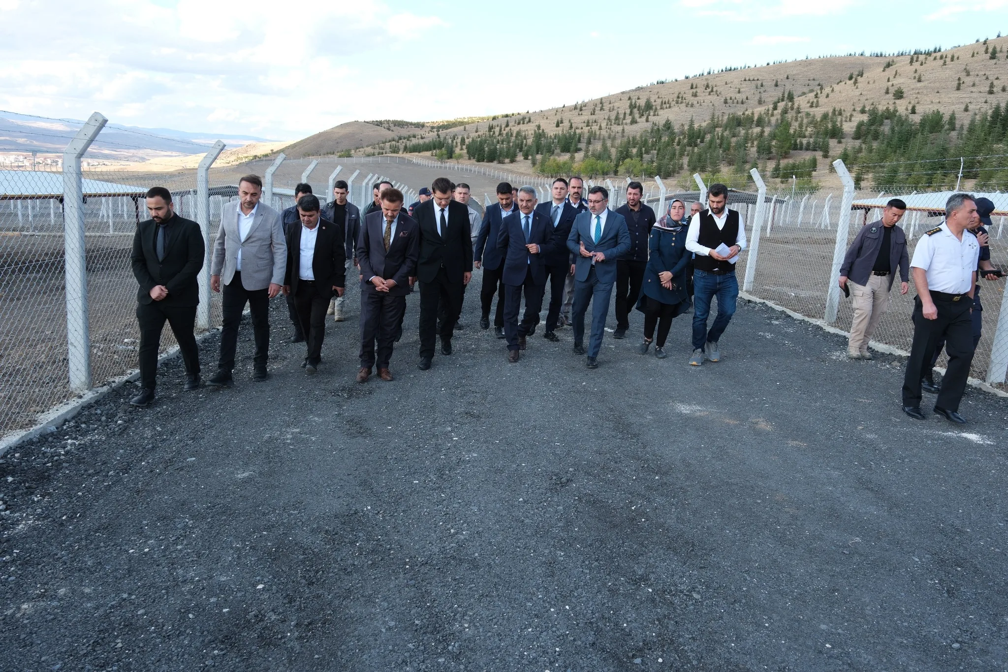 Yozgat Valisi Mehmet Ali Özkan, Yerköy Belediyesi tarafından yapımı devam