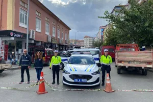 Yerköy İlçe Emniyet Müdürü Ümüt Balcı, kapalı pazar alanında esnaf