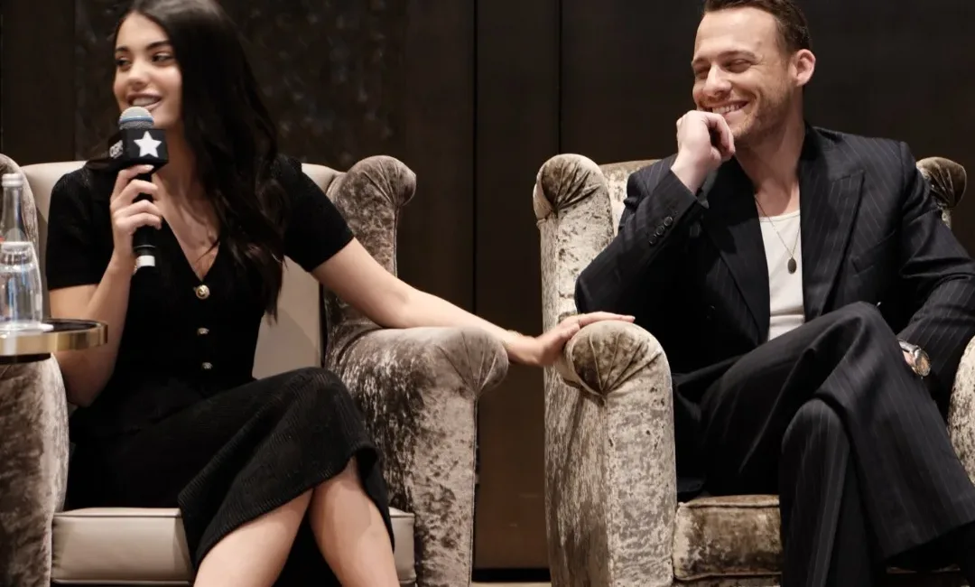 Çarpıntı Dizisinin Başrol Oyuncuları Mipcom Fuarına Katıldı Star TV’nin OGM