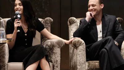 Çarpıntı Dizisinin Başrol Oyuncuları Mipcom Fuarına Katıldı Star TV’nin OGM