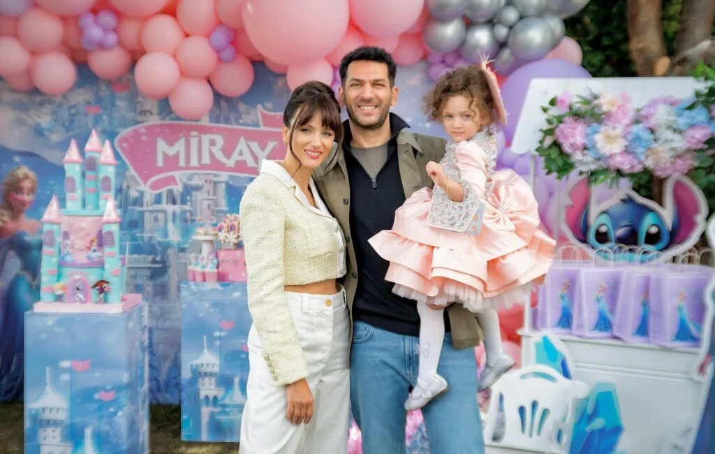 Murat Yıldırım ve İman Elbani Kızları Miray’ın Doğum Gününü Kutladı