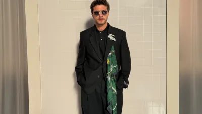 Onur Seyit Yaran, Paris Moda Haftası’nda Boy Gösterdi Ünlü oyuncu